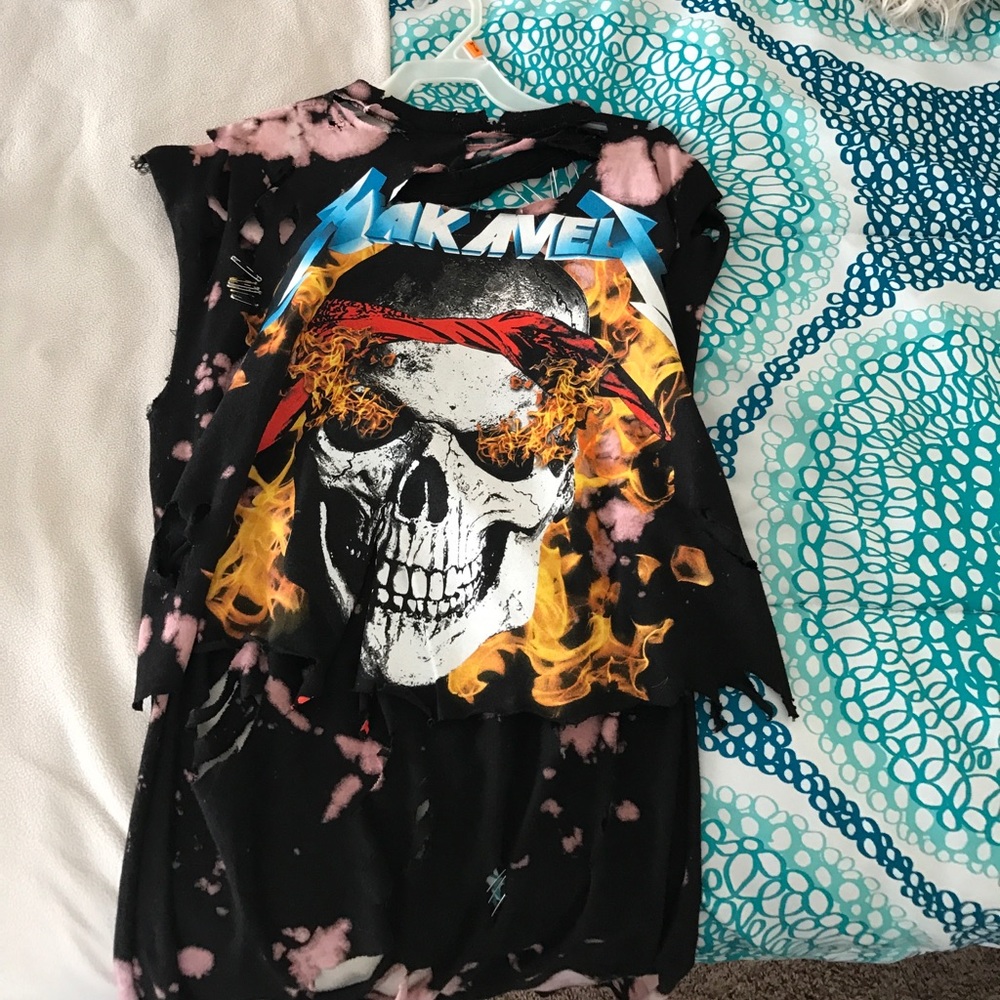 Distressed tee