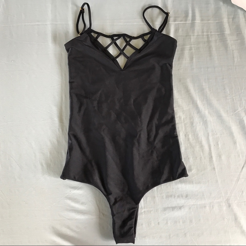 Issa de Mar São Paulo one piece