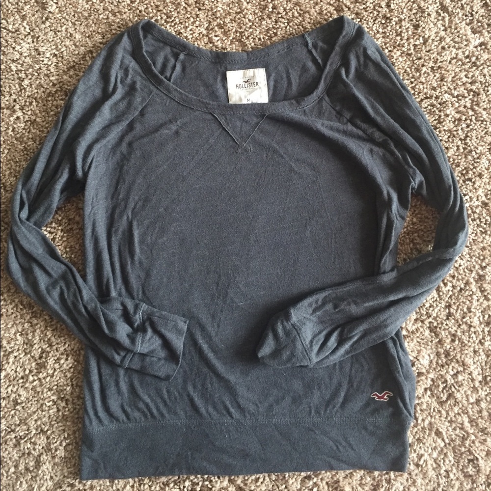 Holister long sleeved shirt