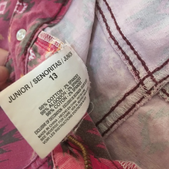 Aztec pattern shorts! - Picture 3 of 3