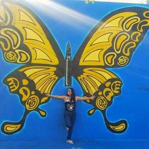 Meet your Posher, Claudia