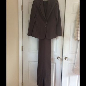 Anne Klein pants suit