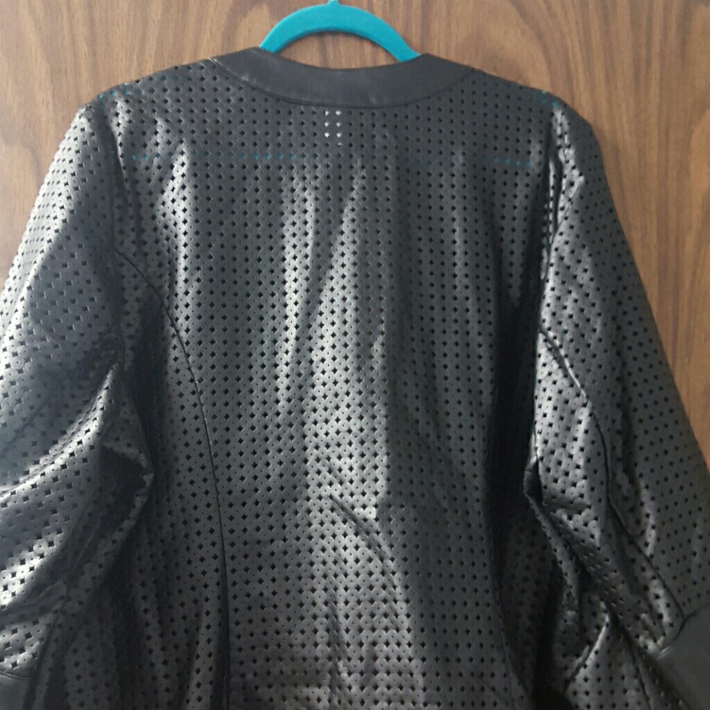 Jacket - Picture 3 of 3