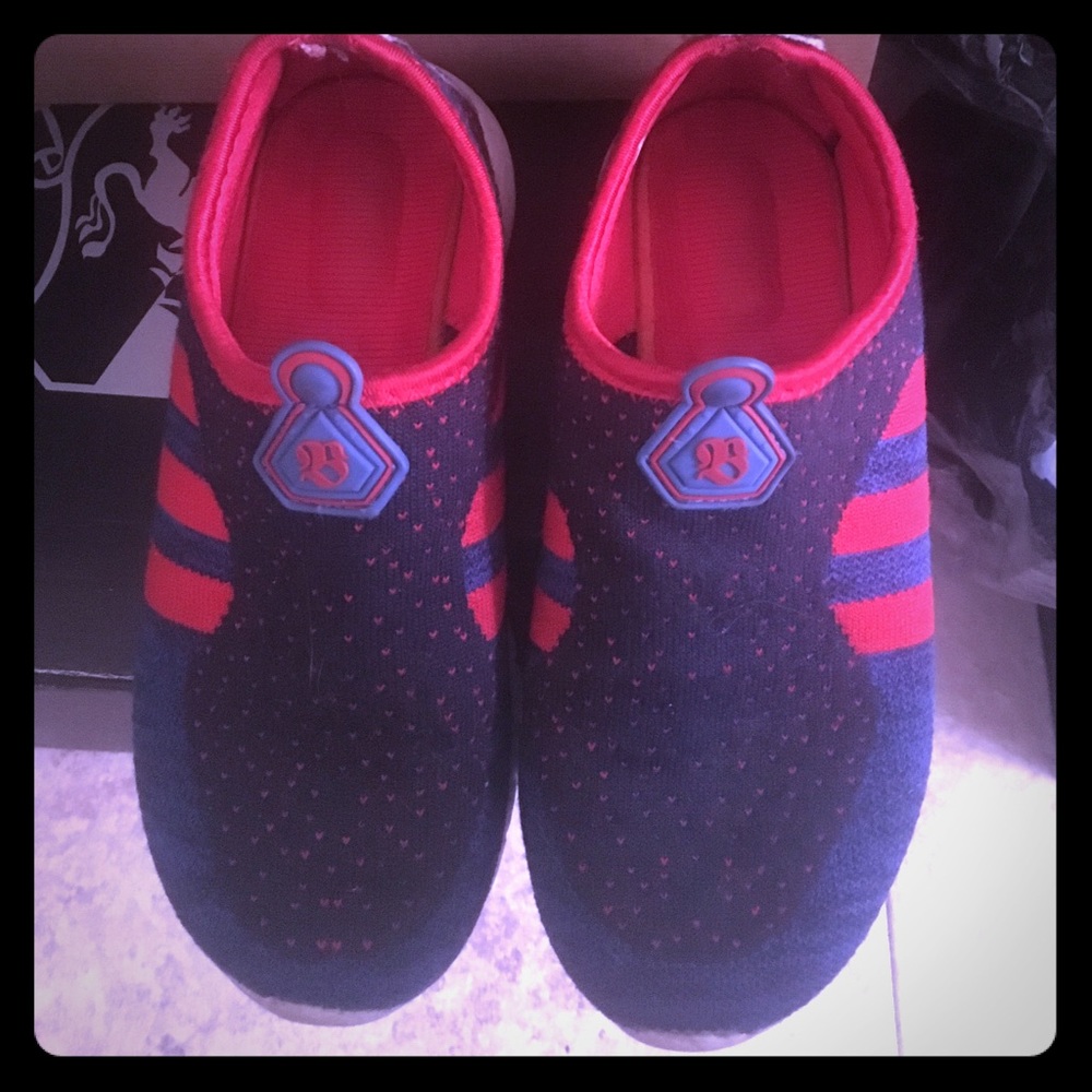 Bob dog boys shoes