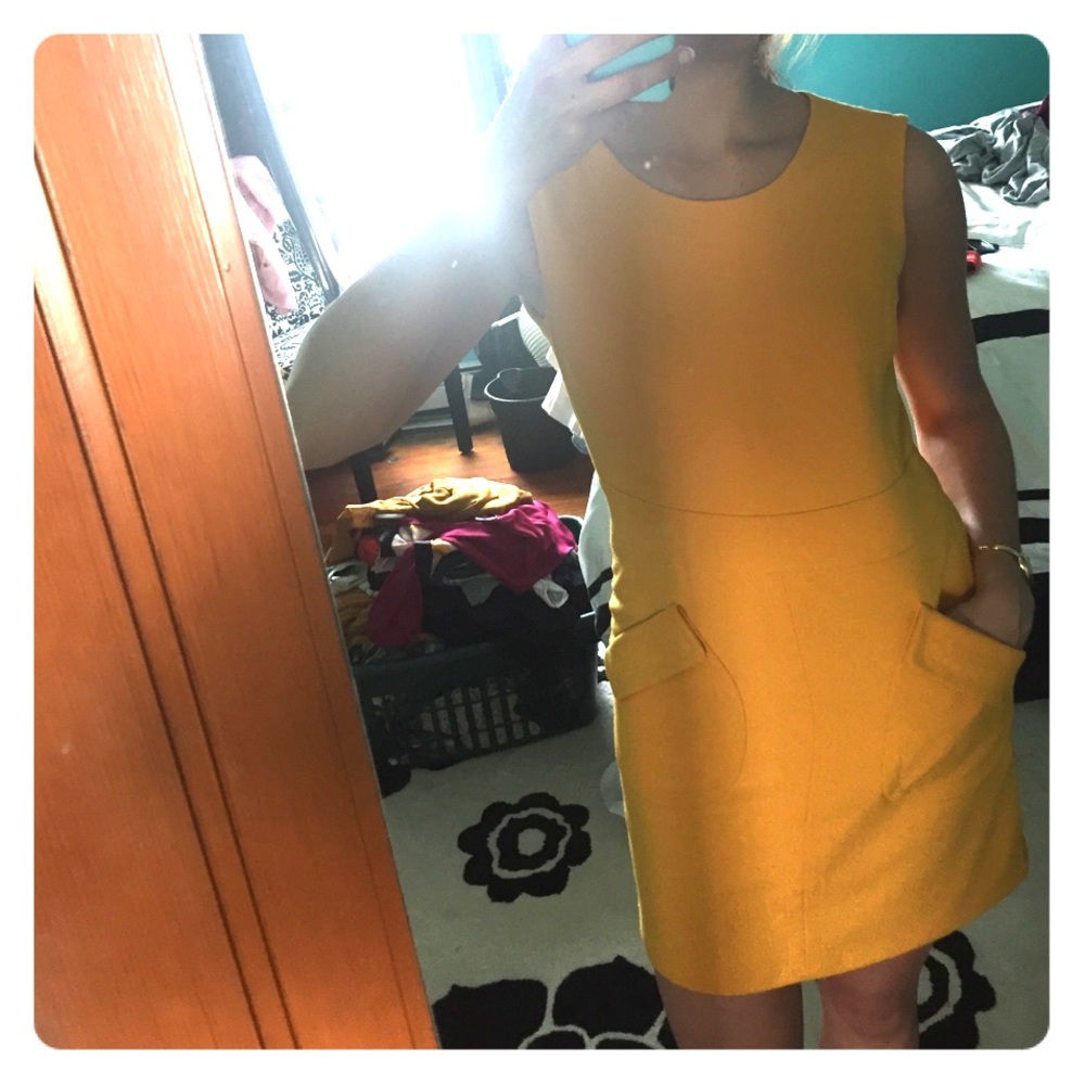 Mustard dress - Picture 1 of 1
