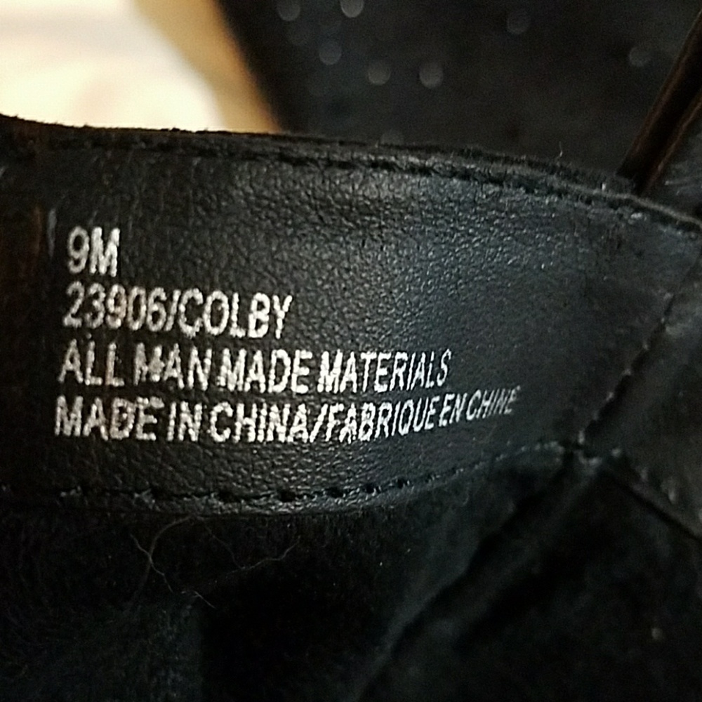 Boots - Picture 3 of 4