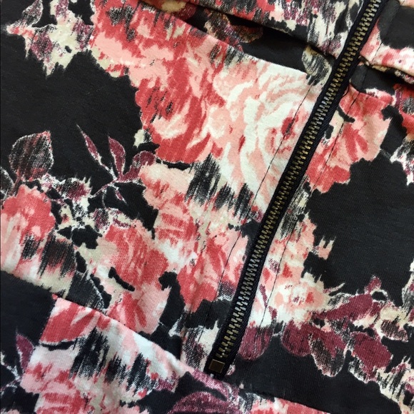 floral Bershka dress NWOT - Picture 3 of 6