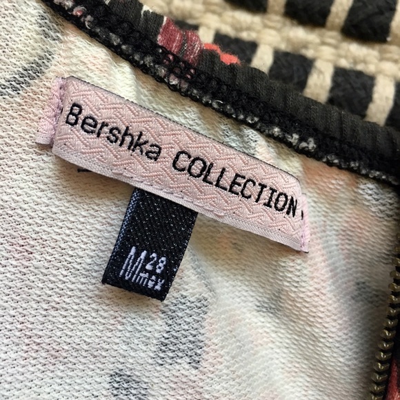 floral Bershka dress NWOT - Picture 6 of 6