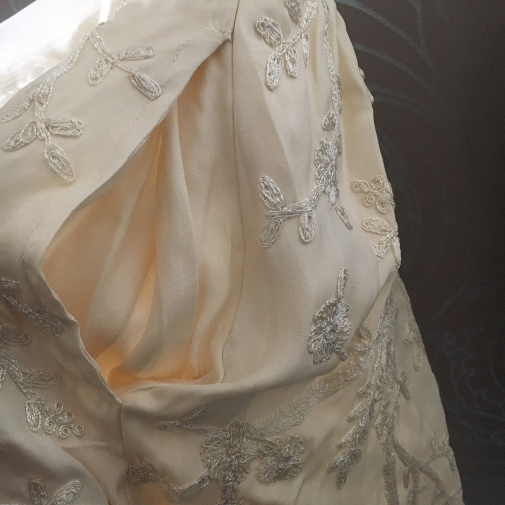 Silk Embroidered Dana Buchman Skirt - Picture 4 of 5