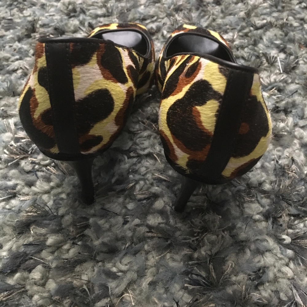 Open Toe Shoe - image 5