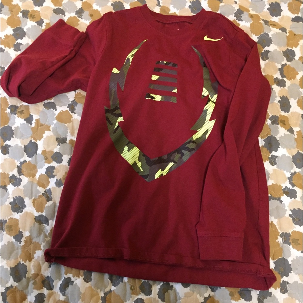 Boys Nike shirt. Bundle and save.