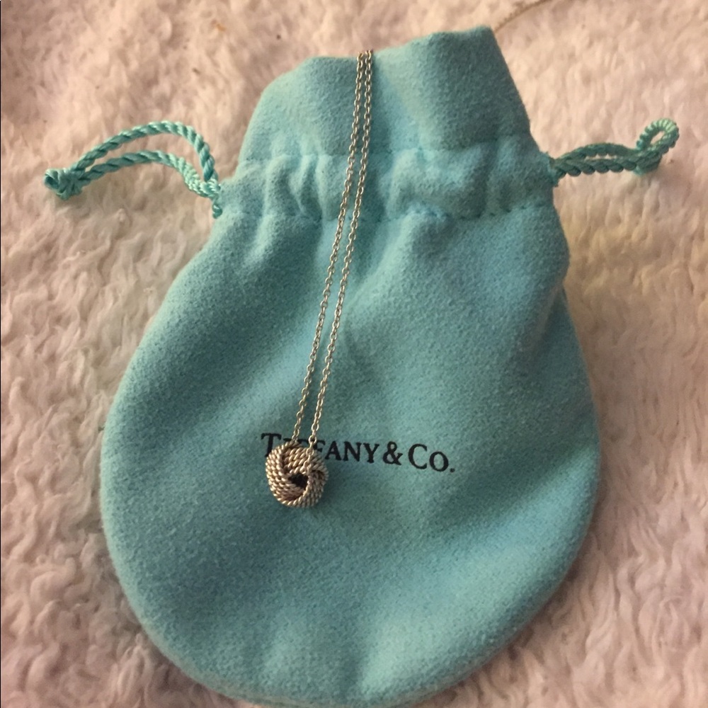 tiffany & co knot necklace