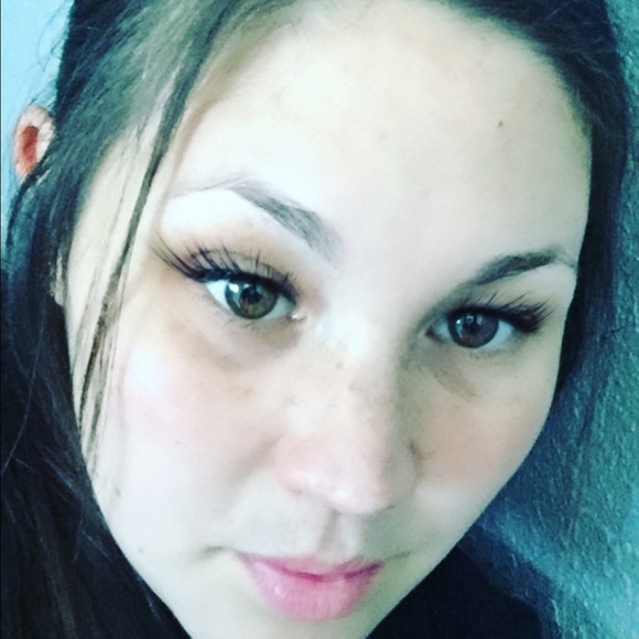 Meet your Posher, Natalie - Picture 1 of 1