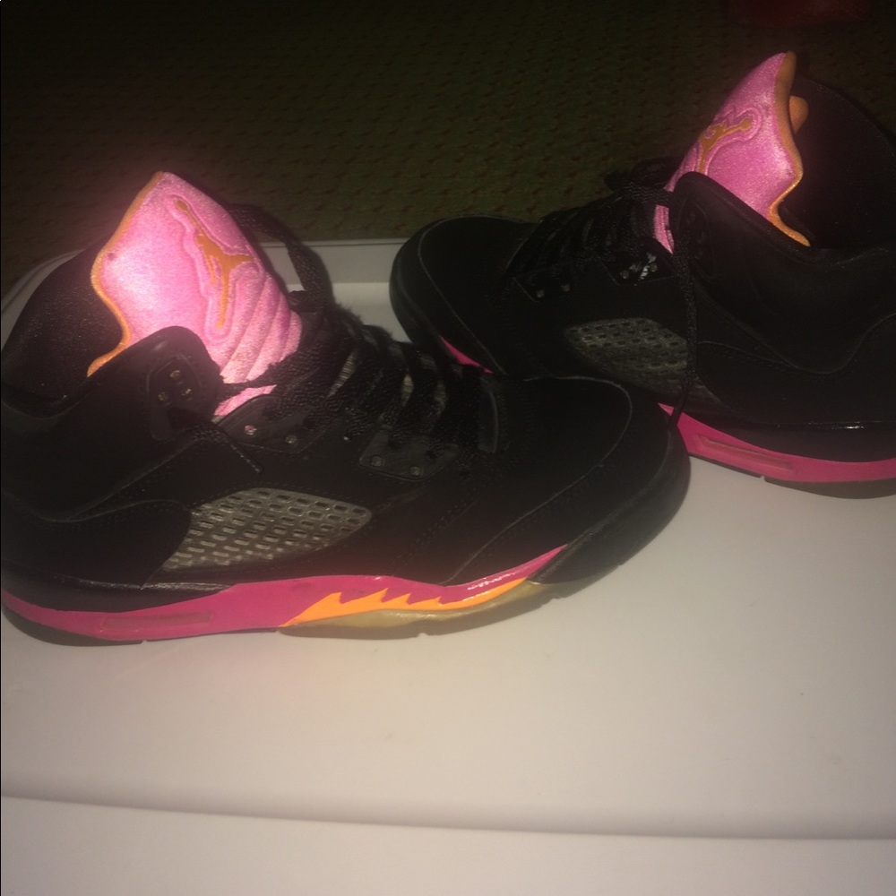 Air Jordan 5s (Black/Bright Citrus-Fusion Pink)