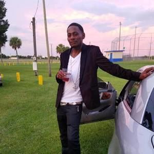 Meet your Posher, Guyan