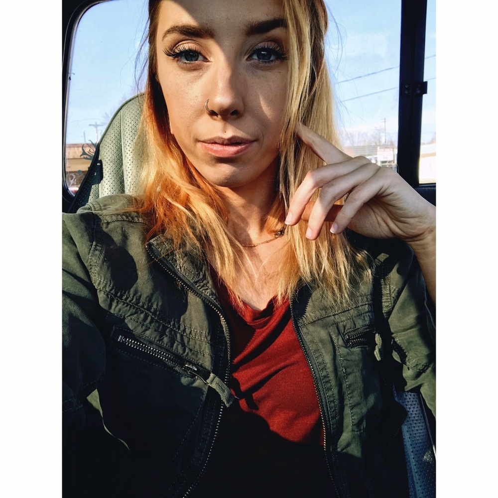 Meet your Posher, Brittany