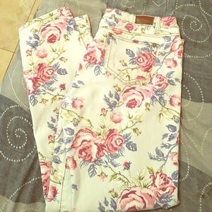 Flower print pants