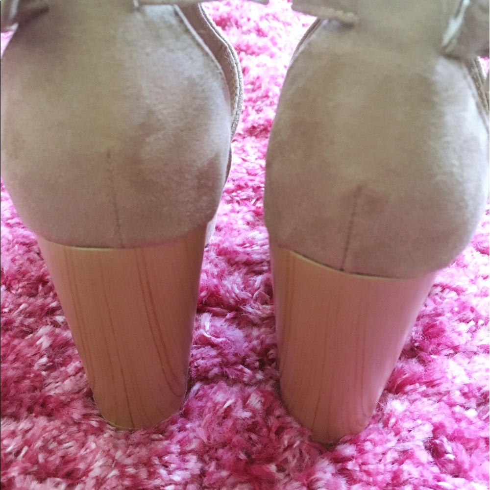H & M Divided Heels - Picture 6 of 6