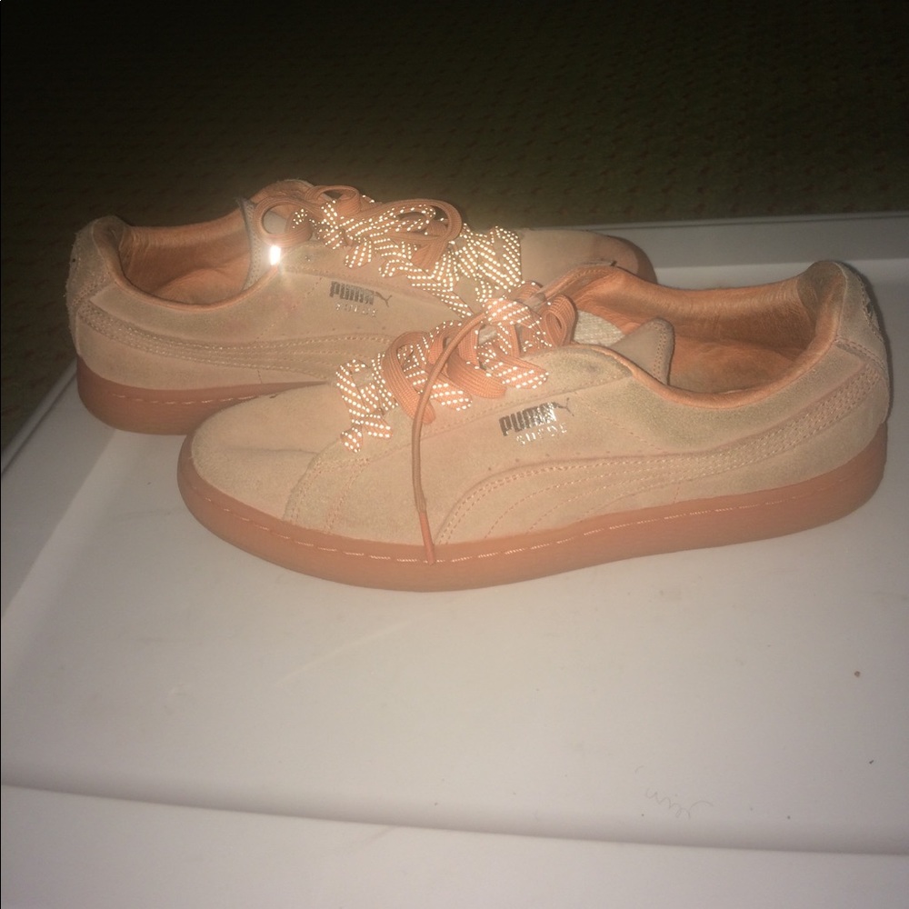 Pink Pumas