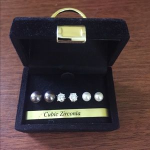 🌸Firm Price Earrings 🌸