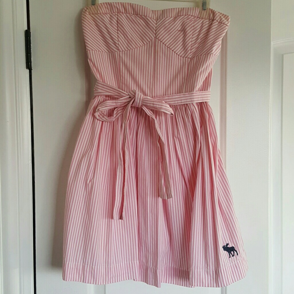 Pretty in Pink Abercrombie dress
