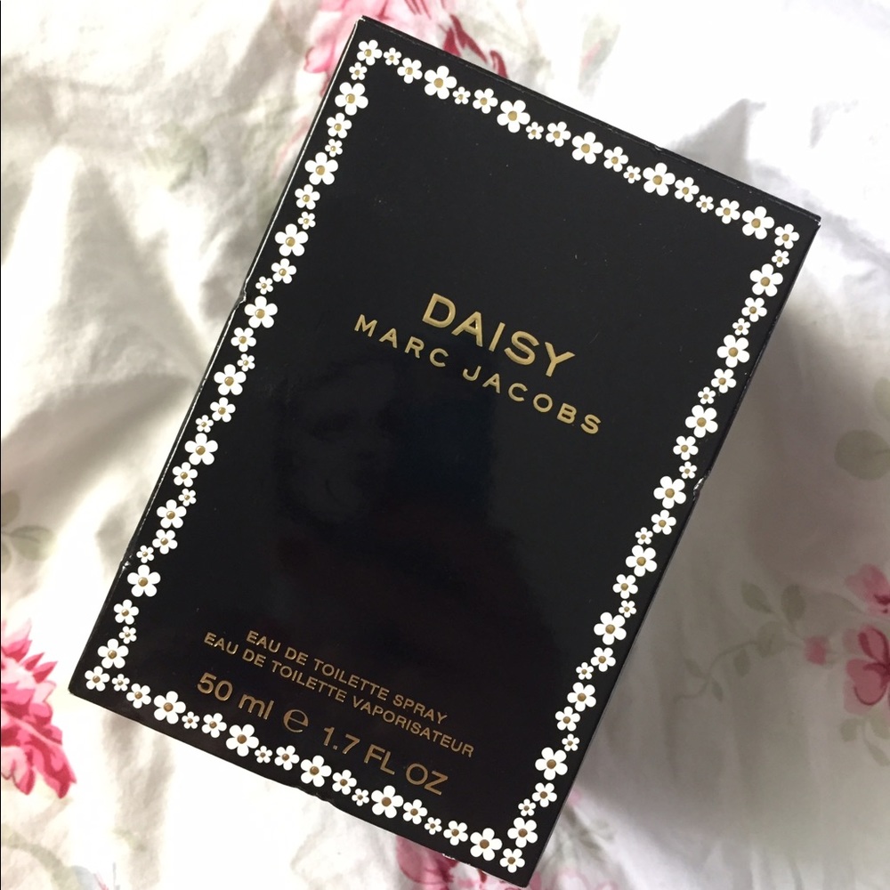 Daisy by Marc Jacobs.