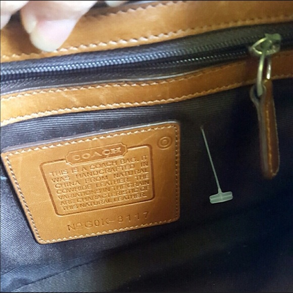 Authentic small Coach bag - Picture 2 of 3