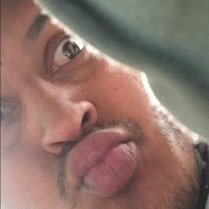 Meet your Posher, Ramon