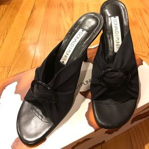 Donald J Pliner Black Mesh Elastic/Nappa Heels