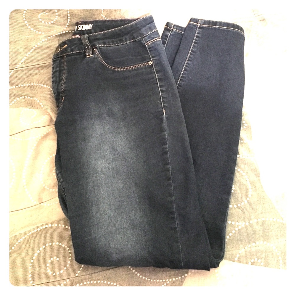 Jeans pants