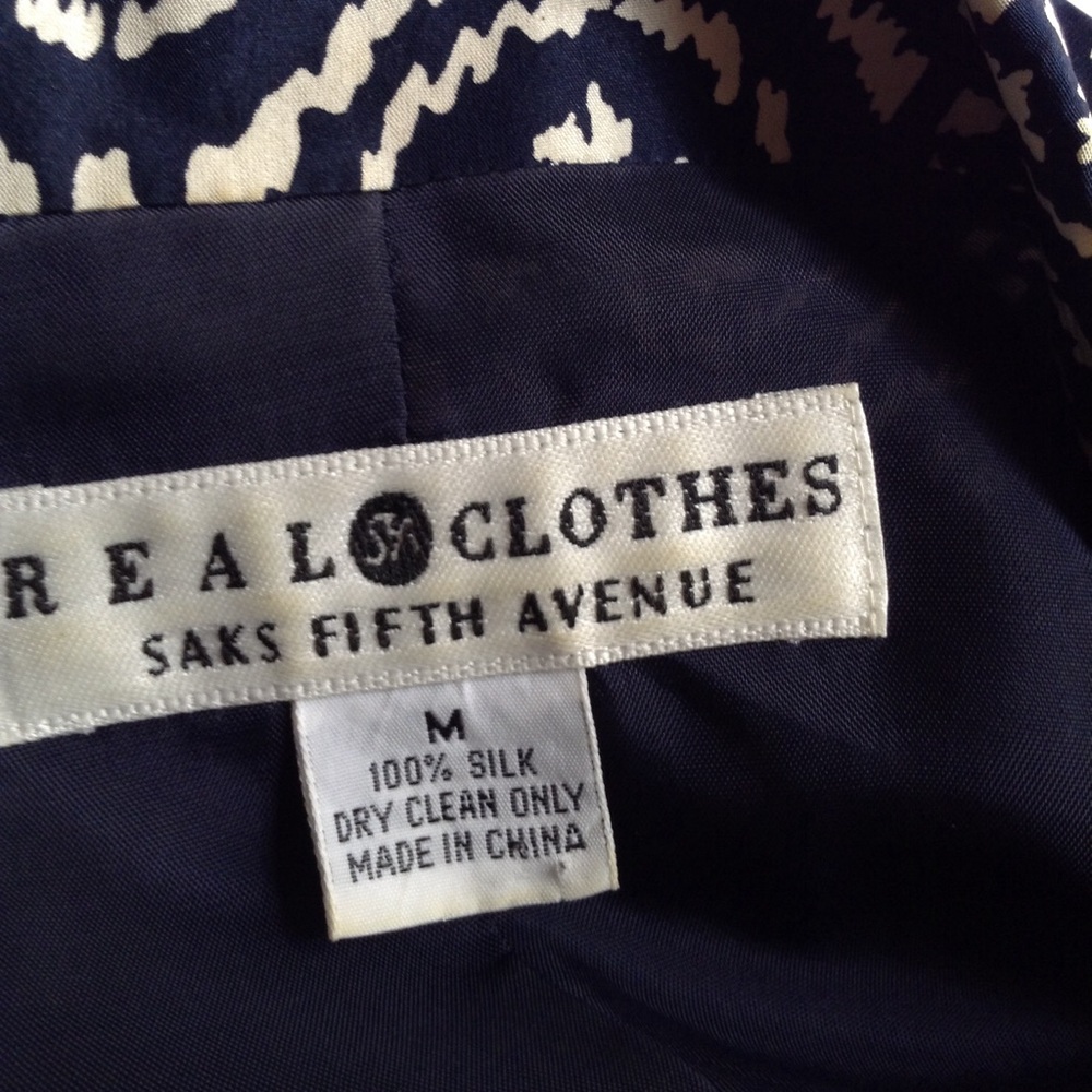 Saks Fifth Ave silk blazer - Picture 4 of 5