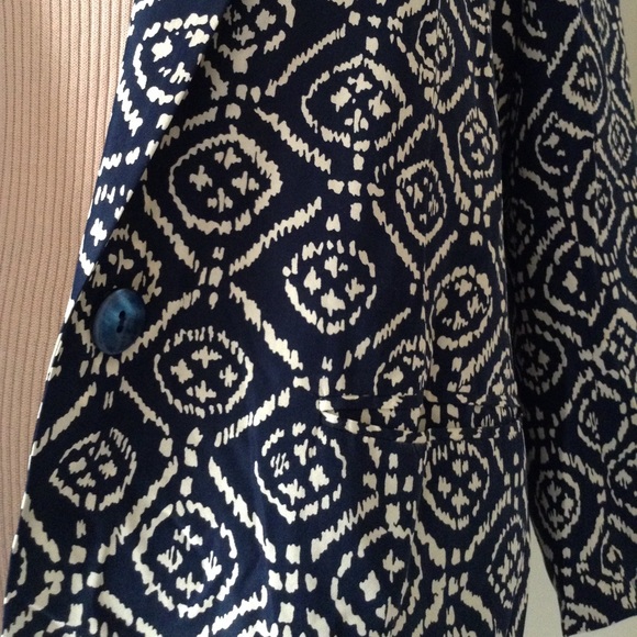 Saks Fifth Ave silk blazer - Picture 3 of 5