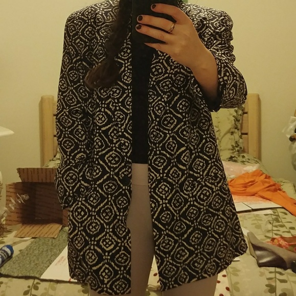 Saks Fifth Ave silk blazer - Picture 5 of 5