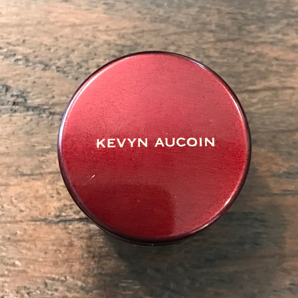Kevyn Aucoin The Sensual Skin Enhancer, SX08