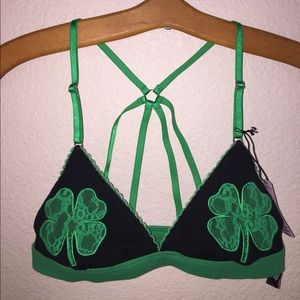 Victoria's Secret Strappy Shamrock Bralette Medium