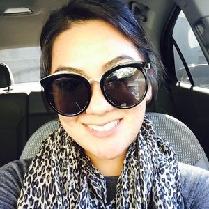 Meet your Posher, Fatima