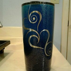 Meet your Posher, Crystal