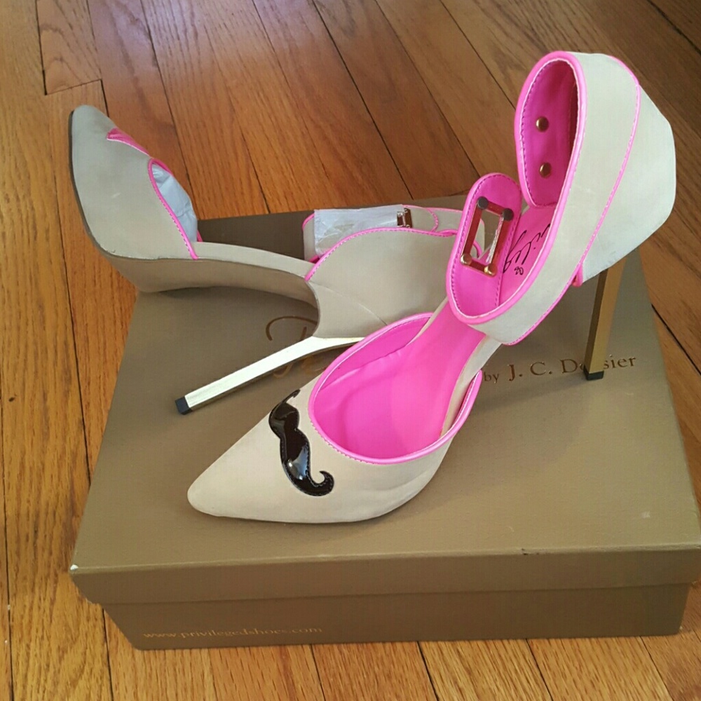 Tan mustache Heels