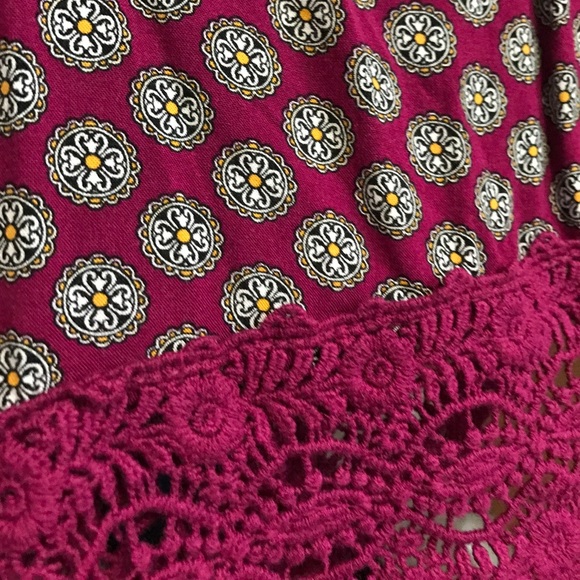 magenta patterned tank top - Picture 2 of 4