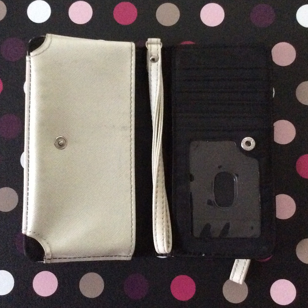 Silver Smartphone Wristlet - Picture 3 of 4