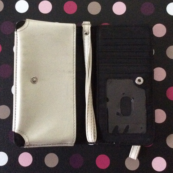 Silver Smartphone Wristlet - Picture 3 of 4