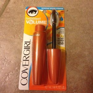 Cover Girl lashblast mascara
