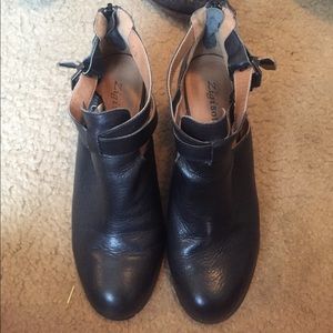 Black chunky heel booties