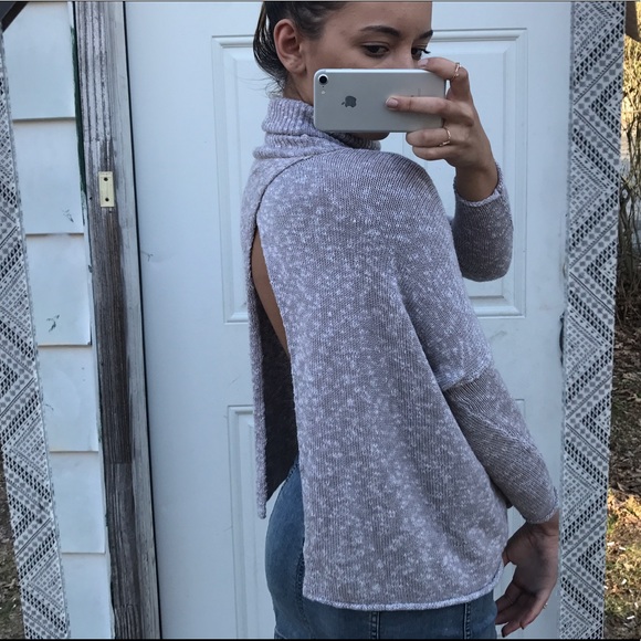 AERIE open backed turtle neck sweater - Picture 2 of 4