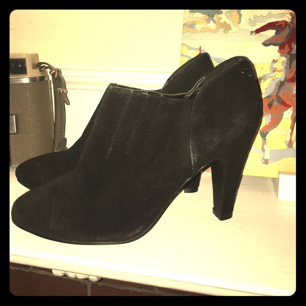 Kimchi Blue Suede Booties