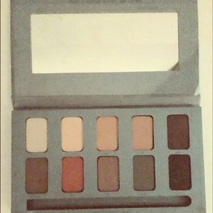 Stila In the Know palette