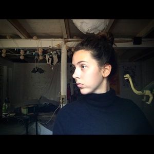 Meet your Posher, Claire