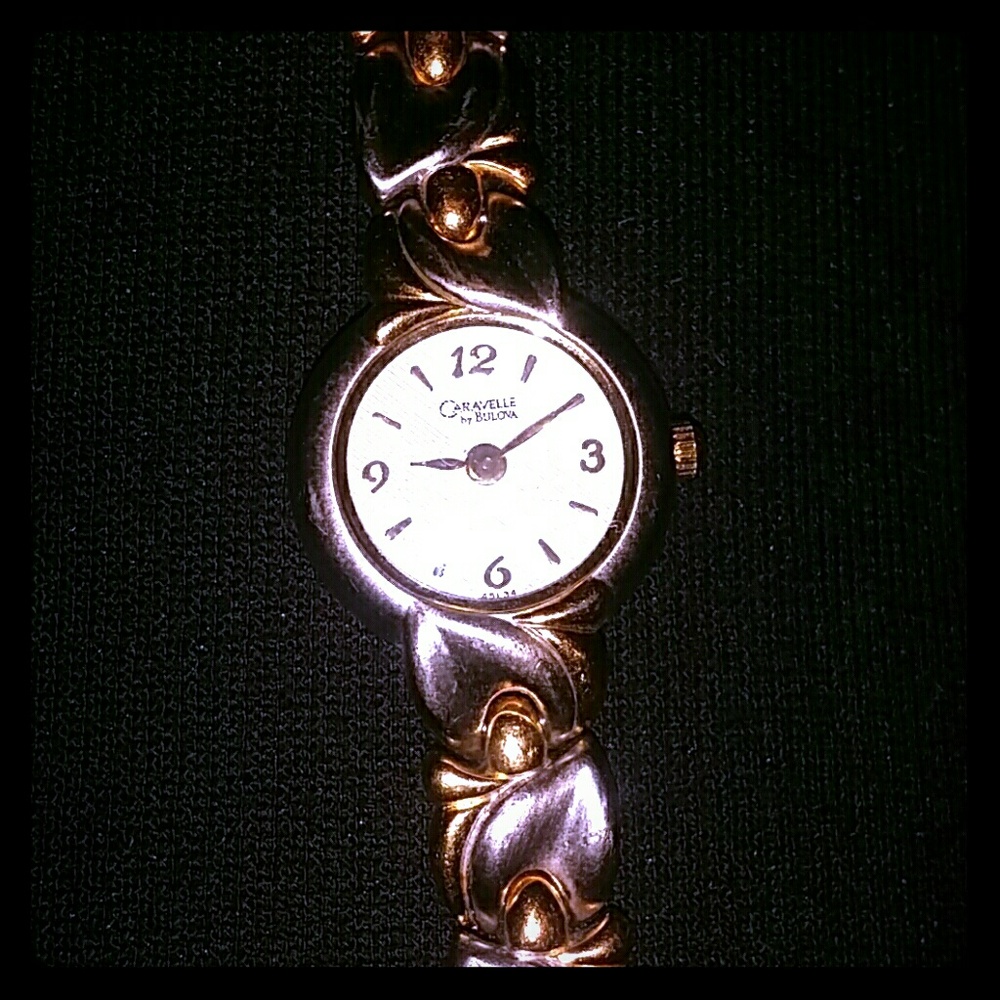 Vintage CARAVELLE by bulova watch