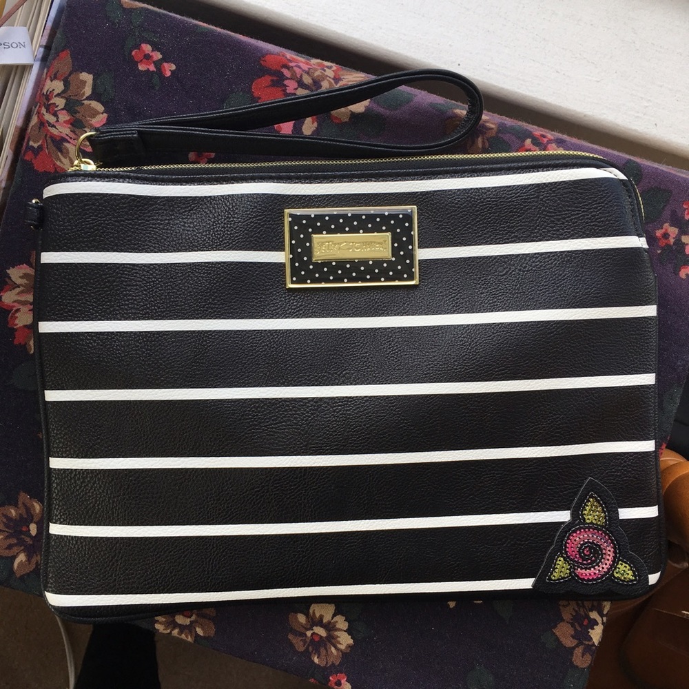 Betsey Johnson Stripped Clutch