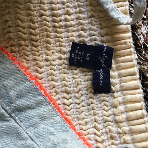 Light Denim AE Crop Top - Picture 3 of 3